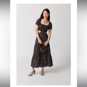 Urban Outfitters Jane Puff Sleeve Floral Midi Dresss